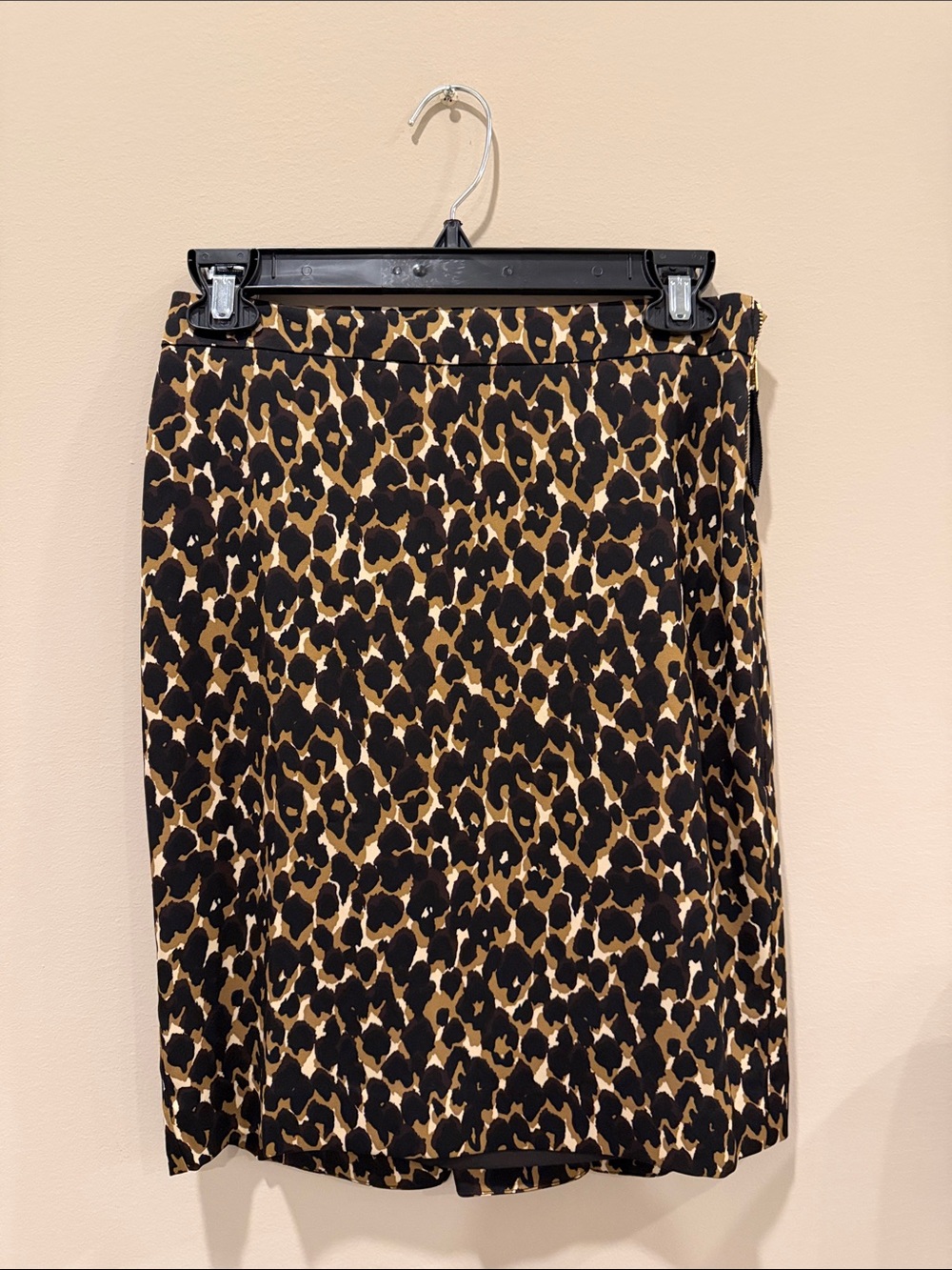 Ann Taylor Leopard-Print Pencil Skirt in Black & Tan